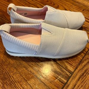 Womens Toms 9